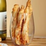 featured image for cheesy breadsticks made with puff pastry