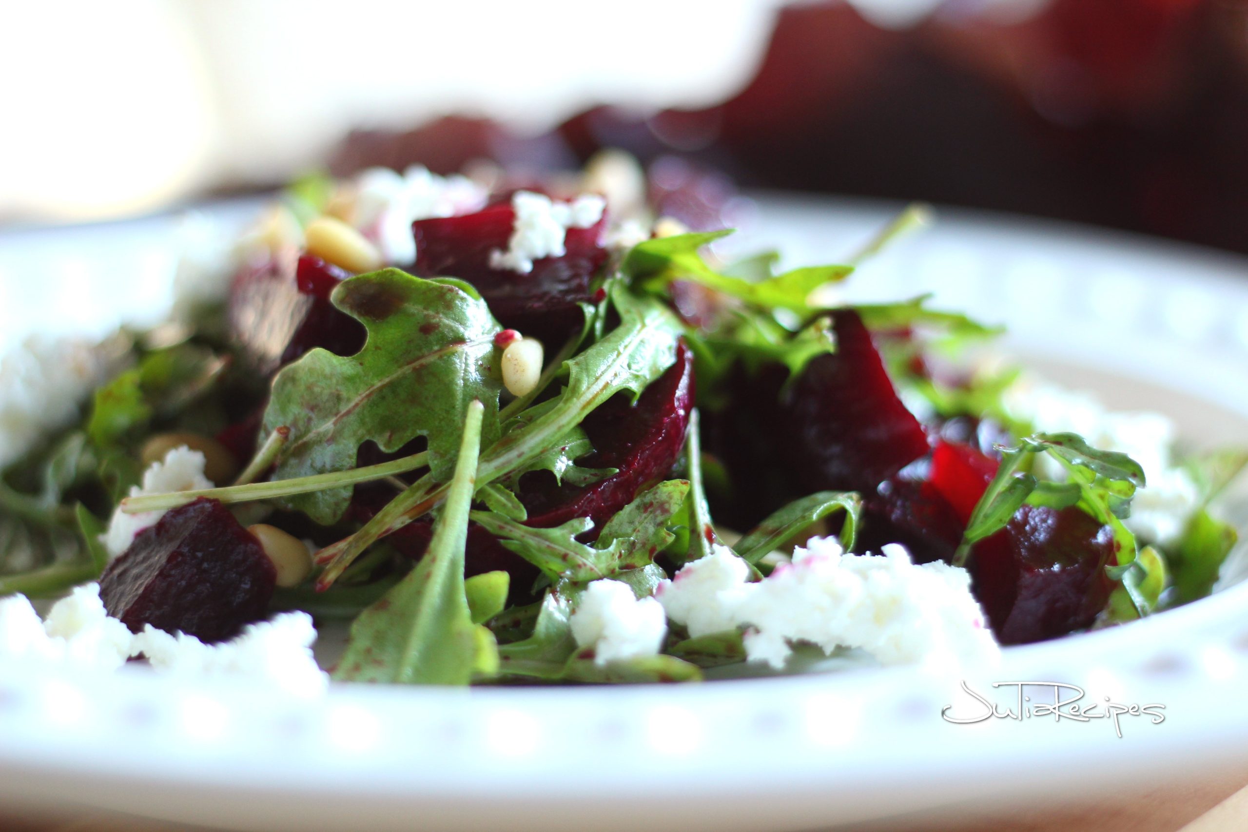 roasted beet salad with goat cheese