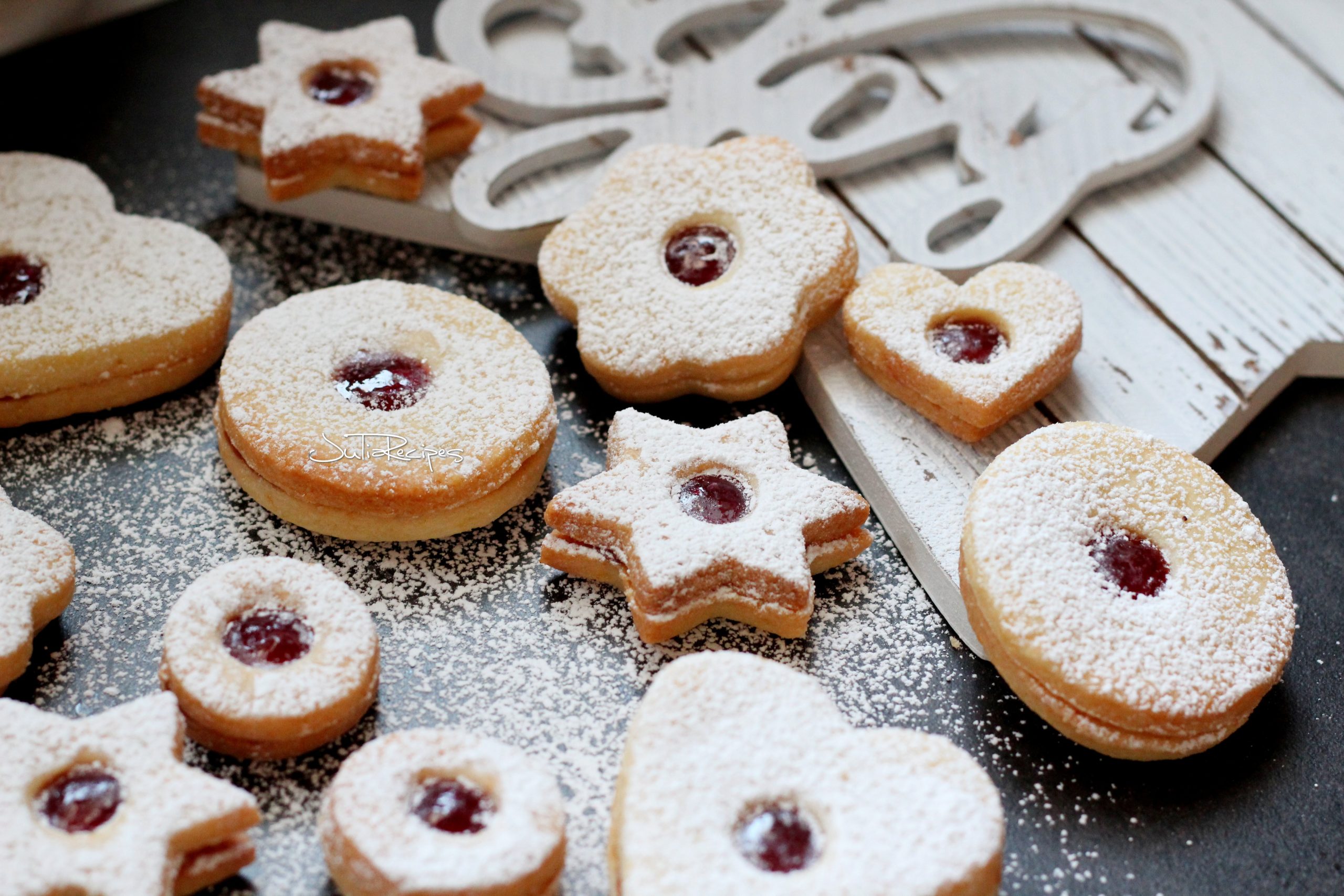 heart shaped cookies with jam