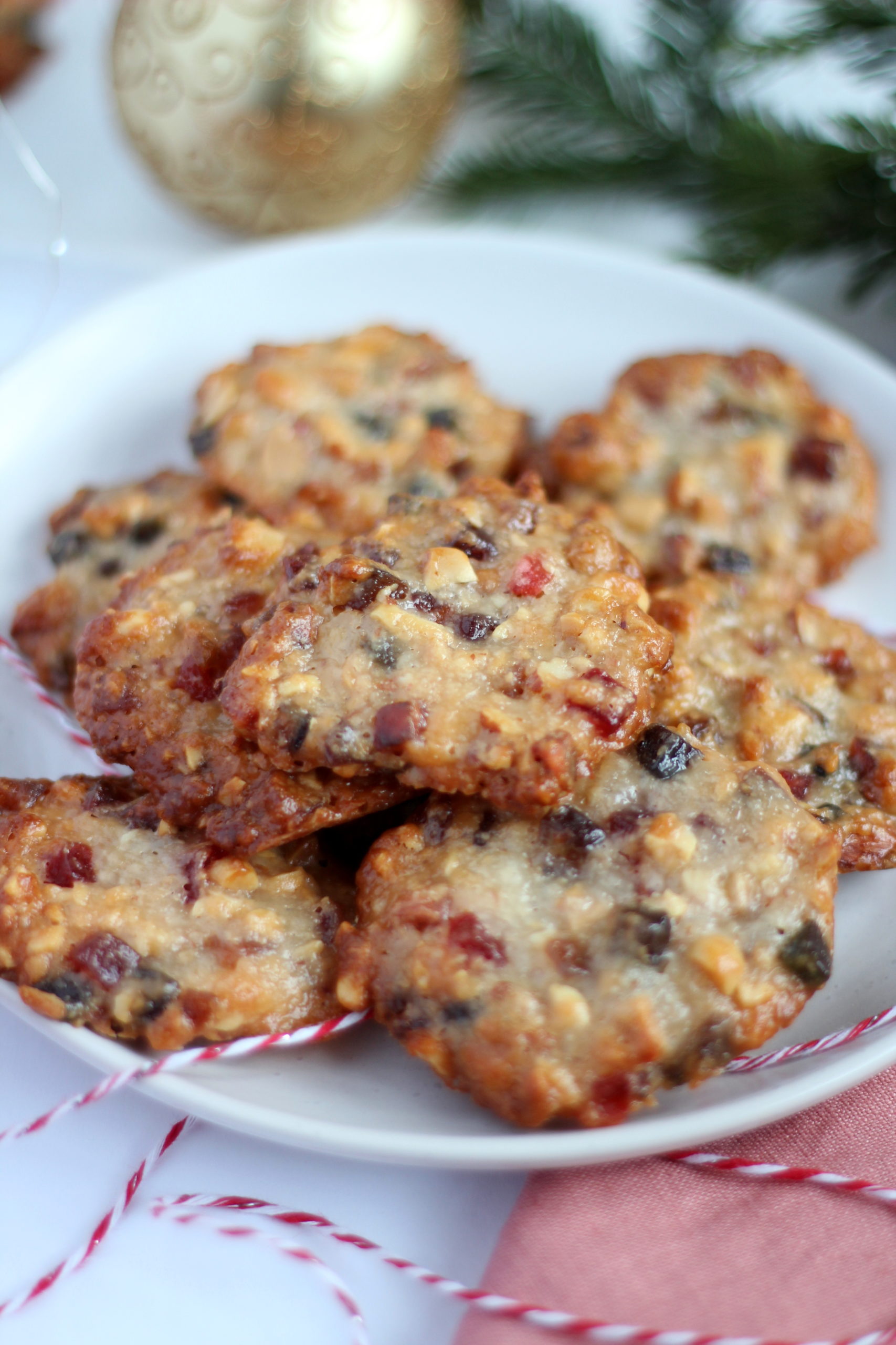 cookies with dried fruit and nuts
