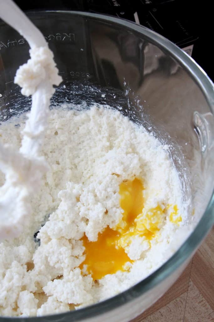mix egg yolks with cottage cheese