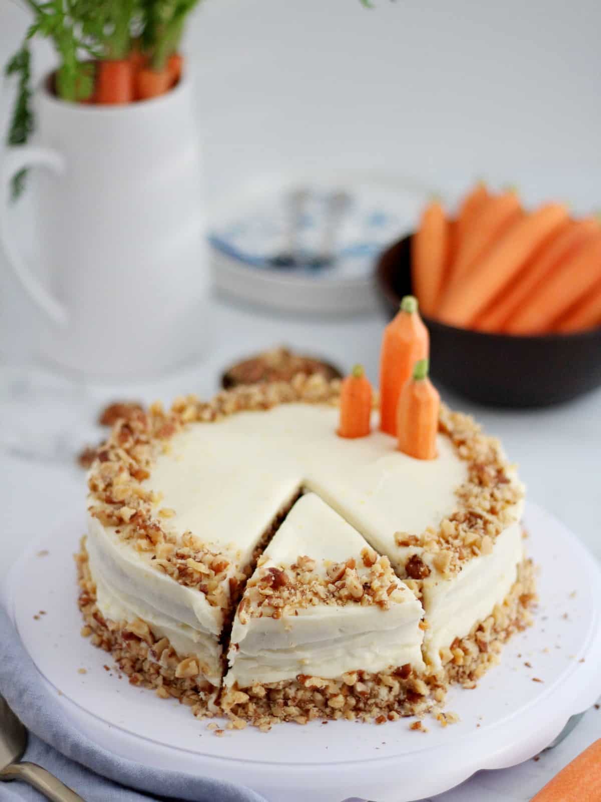 carrot cake sliced