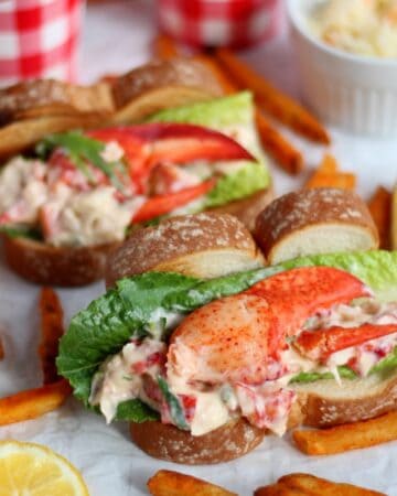 lobster buns featured image