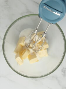 Creaming butter with sugar